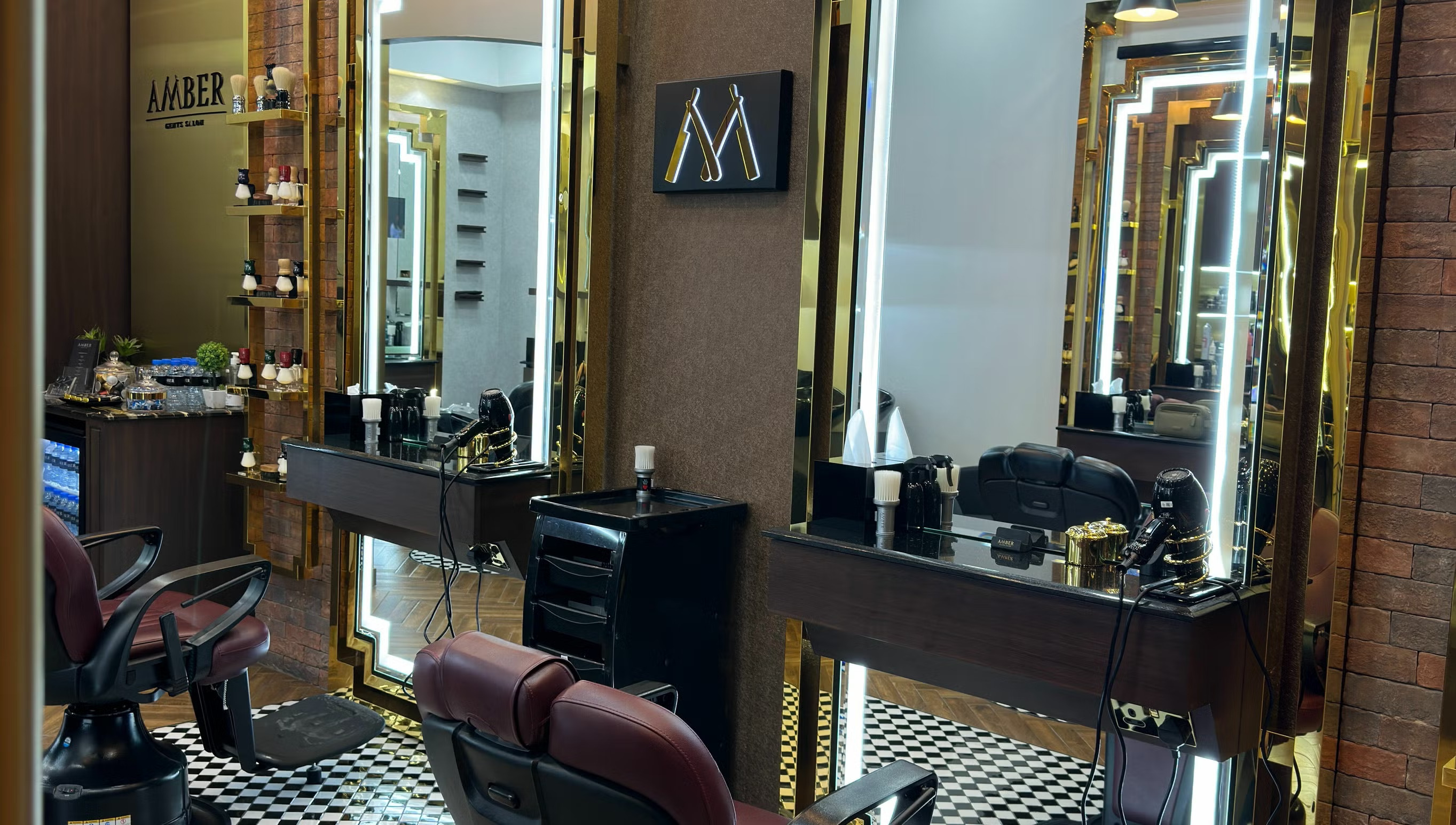 استمتعي بالفخامة أفضل مراكز السبا والجمال في أبراج بحيرات جميرا مجلة هي